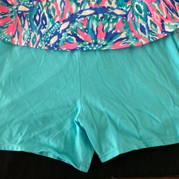 Lilly Pulitzer Set Crop Top and skort - Picture 4 of 5